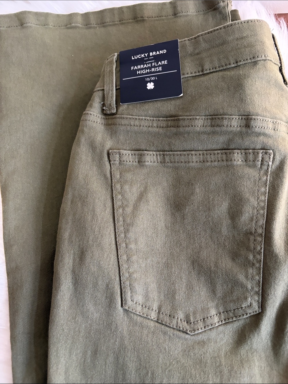 Lucky Brand Women's Bootcut Jeans in Olive Size 10